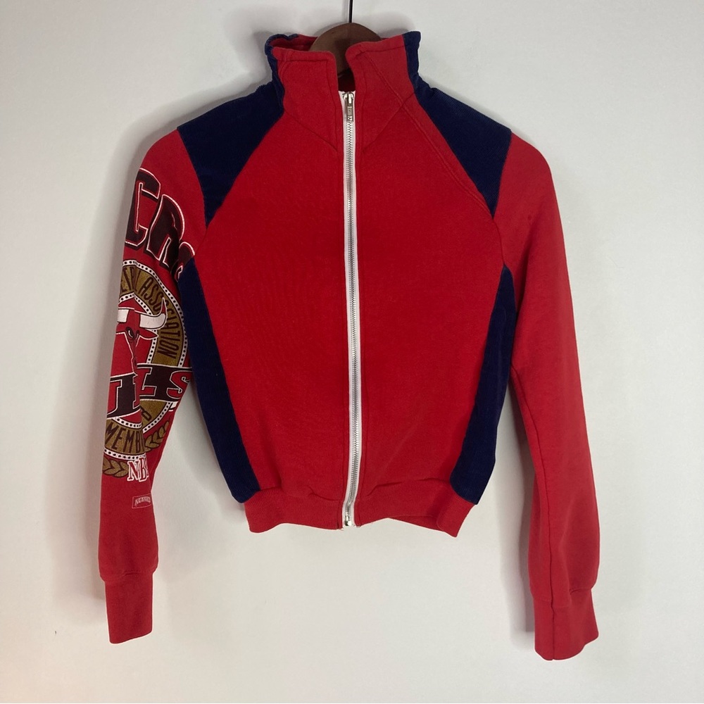 Vintage 00's Preloved Chicago Bulls Zip Up Sweatshirt